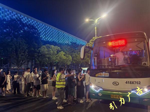 154356668.jpeg fc06e5a5-ce6d-4405-87c5-5f518fd5ab5b.jpeg