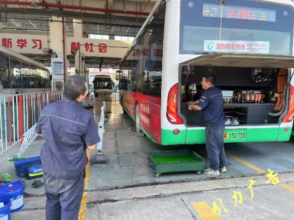 161048597.jpg b25c03b1-1d24-4911-95d5-c292b4cdd8d9.jpg